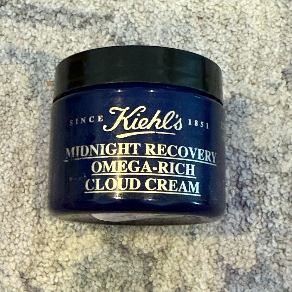 Kiehl's Since 1851
Midnight Recovery Omega Rich Cloud Cream - Picture 4 of 5